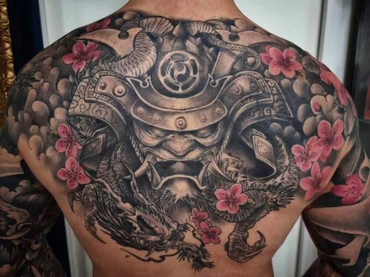 Expert tatoueur Vannes