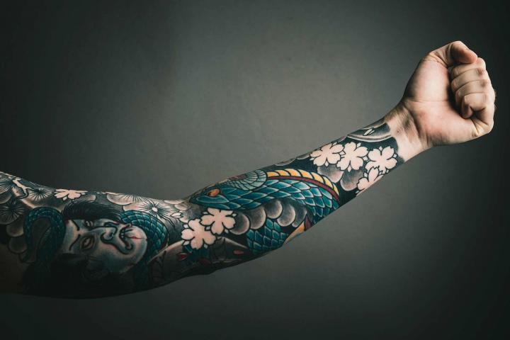 Tatouage bras complet Vannes
